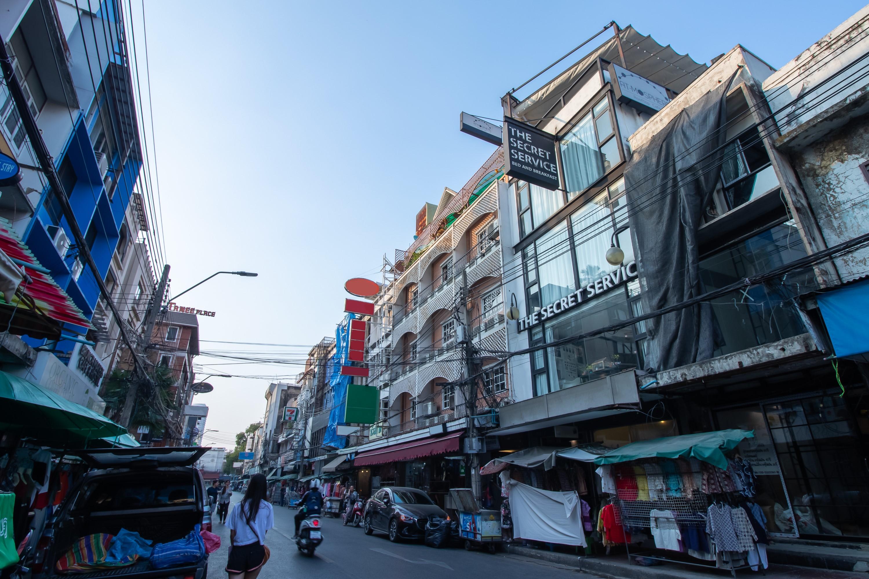 เดอะ ซีเคร็ต เซอร์วิซ เบด แอนด์ เบรคฟาสต์ โฮเทล Hotel กรุงเทพมหานคร ภายนอก รูปภาพ