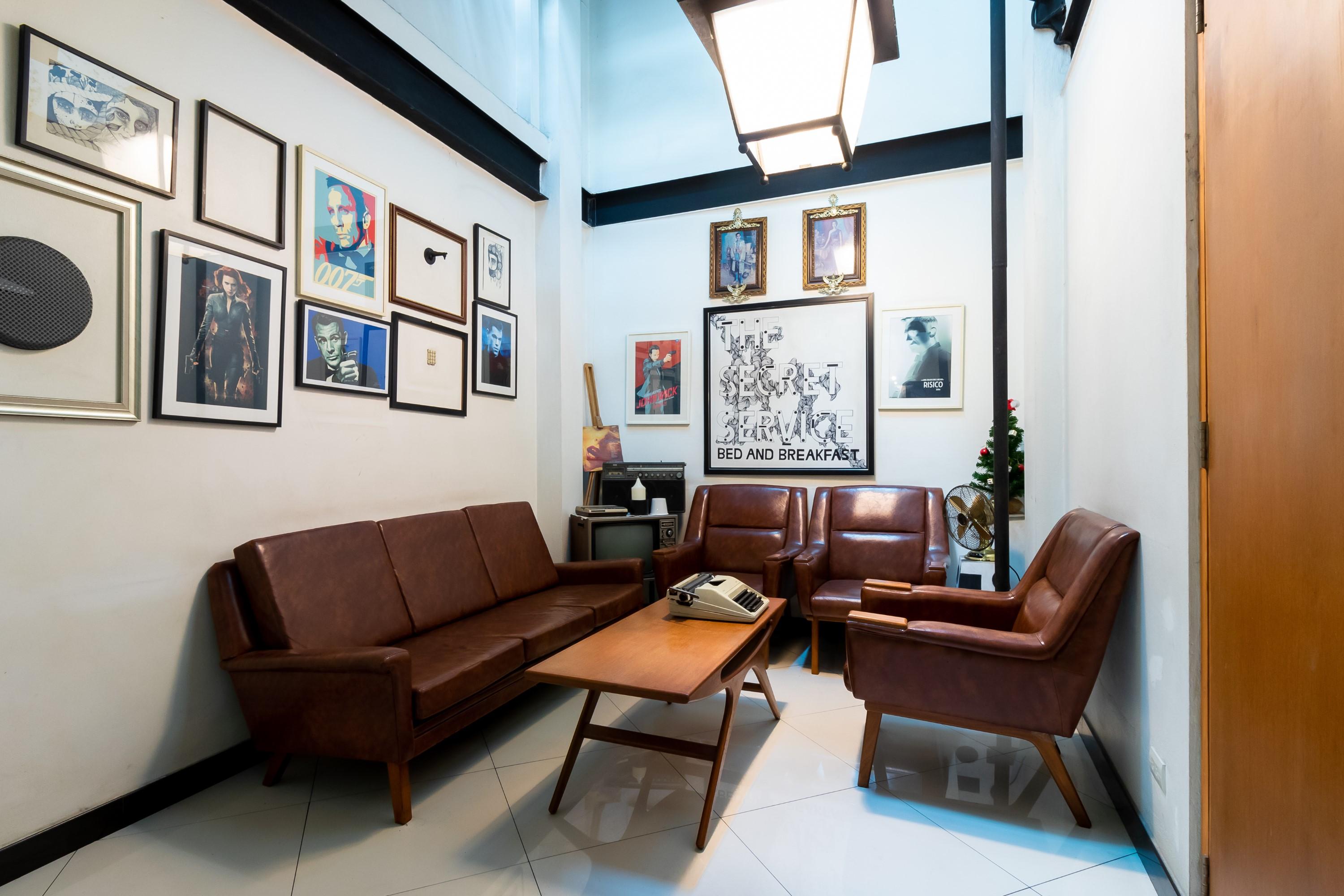 เดอะ ซีเคร็ต เซอร์วิซ เบด แอนด์ เบรคฟาสต์ โฮเทล Hotel กรุงเทพมหานคร ภายนอก รูปภาพ